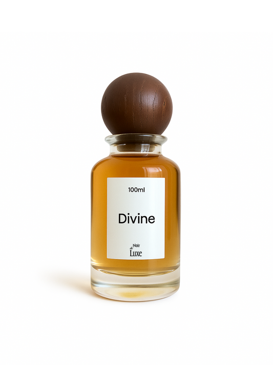 Noir de luxe | Divine